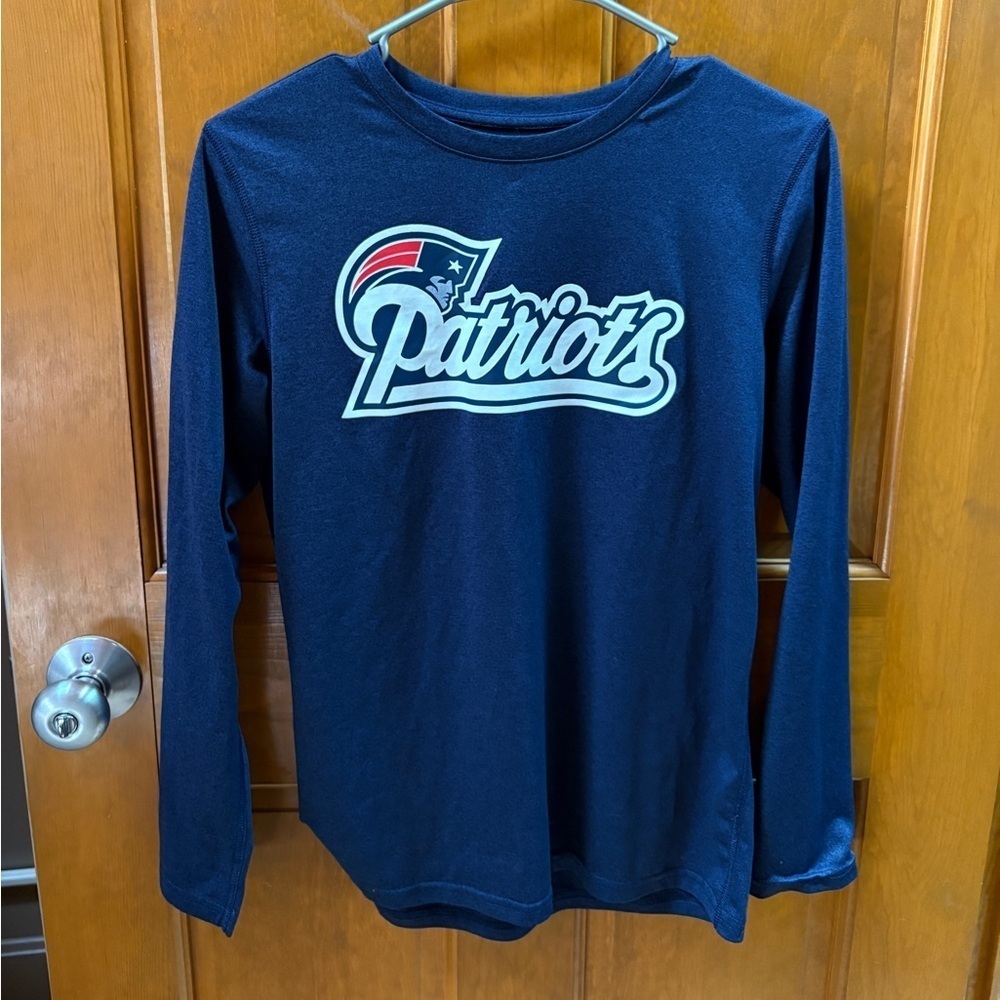 NFL Boys New England Patriots Logo Long Sleeve Dri Tek Navy Blue Size L (14/16)
